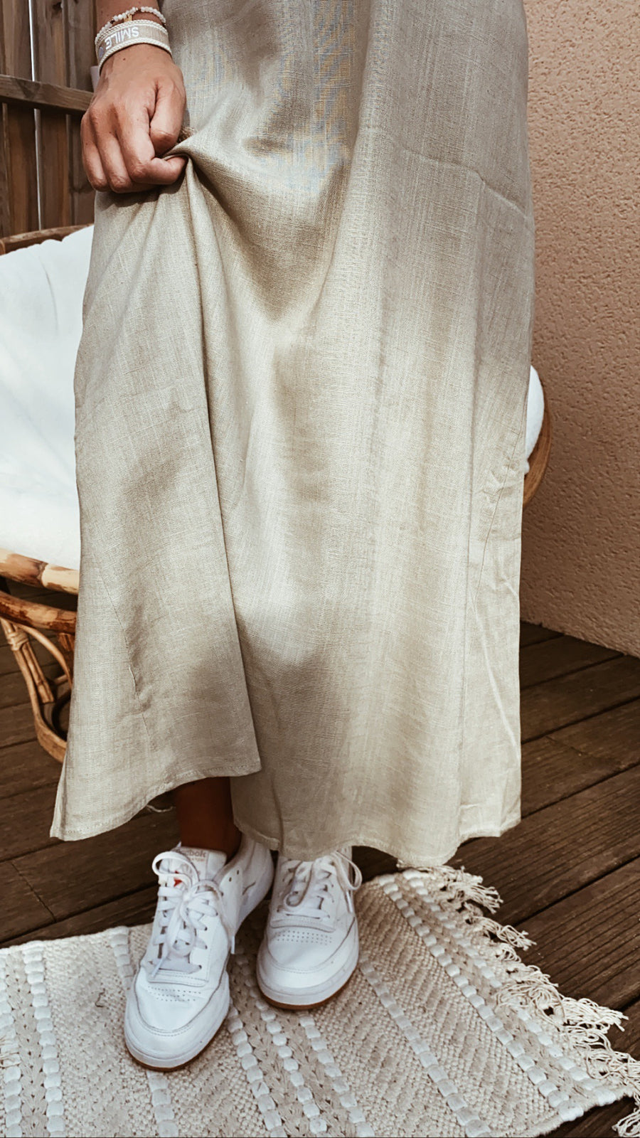 ROBE LOLA À FINES BRETELLES